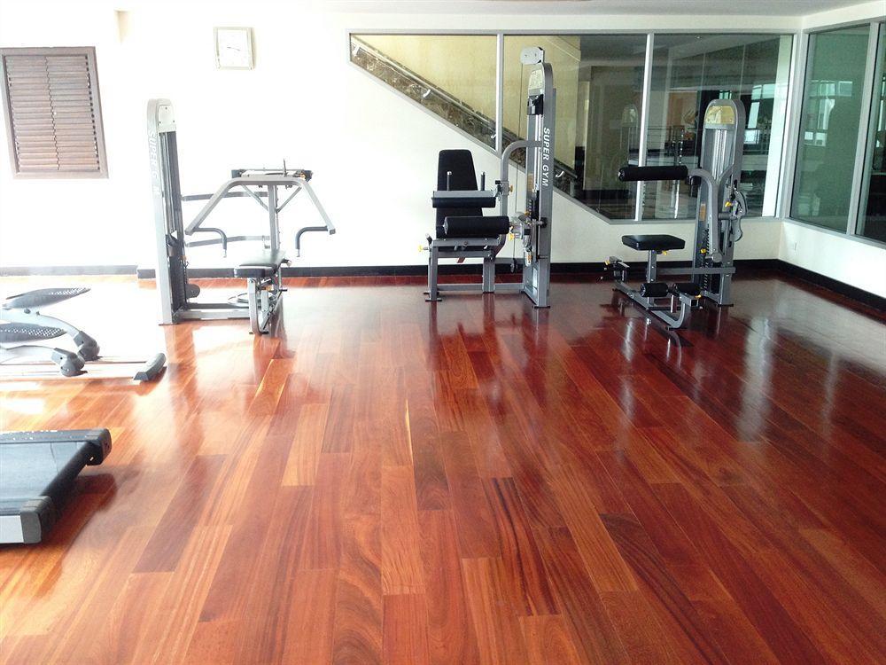 August Suites Pattaya Bagian luar foto